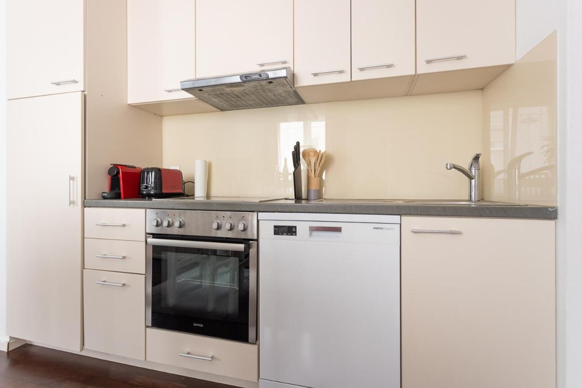 New Shalalaliving Vienna - Lovenest Or Workspace Near Schoenbrunn Bg Bagian luar foto