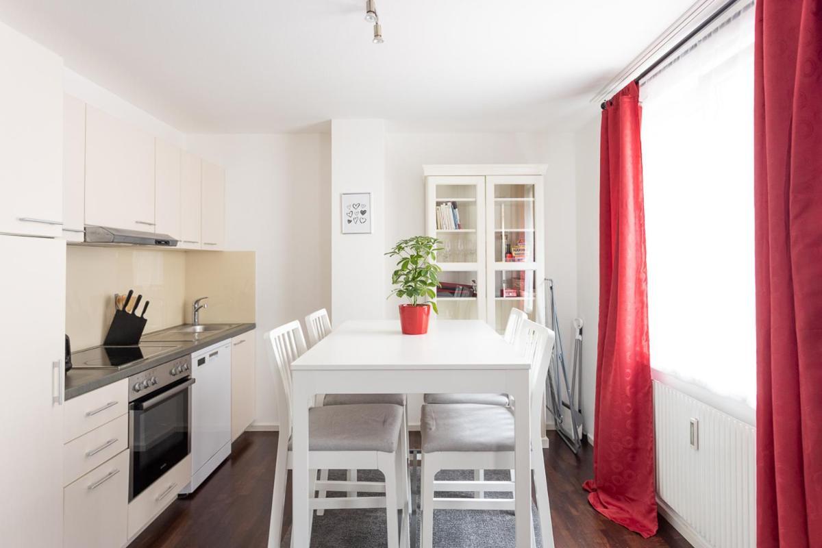 New Shalalaliving Vienna - Lovenest Or Workspace Near Schoenbrunn Bg Bagian luar foto